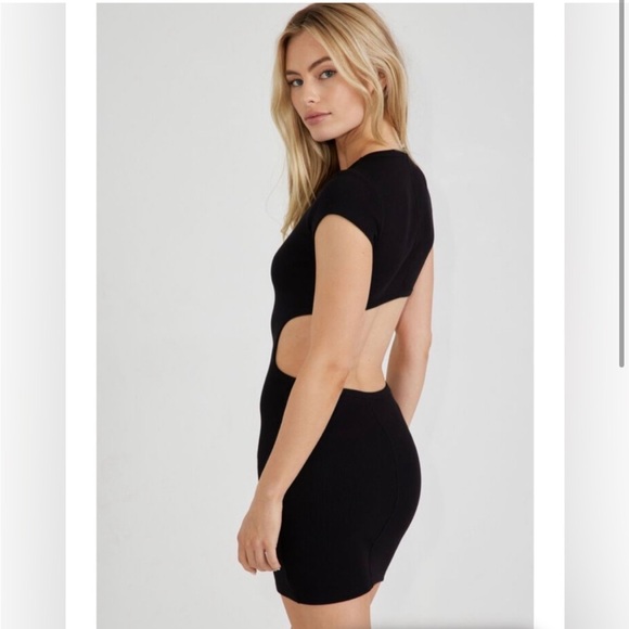 Garage Emma Open Back Dress - Picture 2 of 4